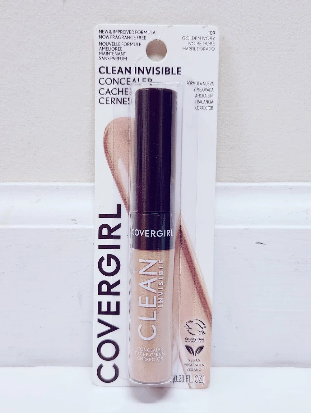 ⭐4/$15 Covergirl Clean Invisible Concealer Golden Ivory